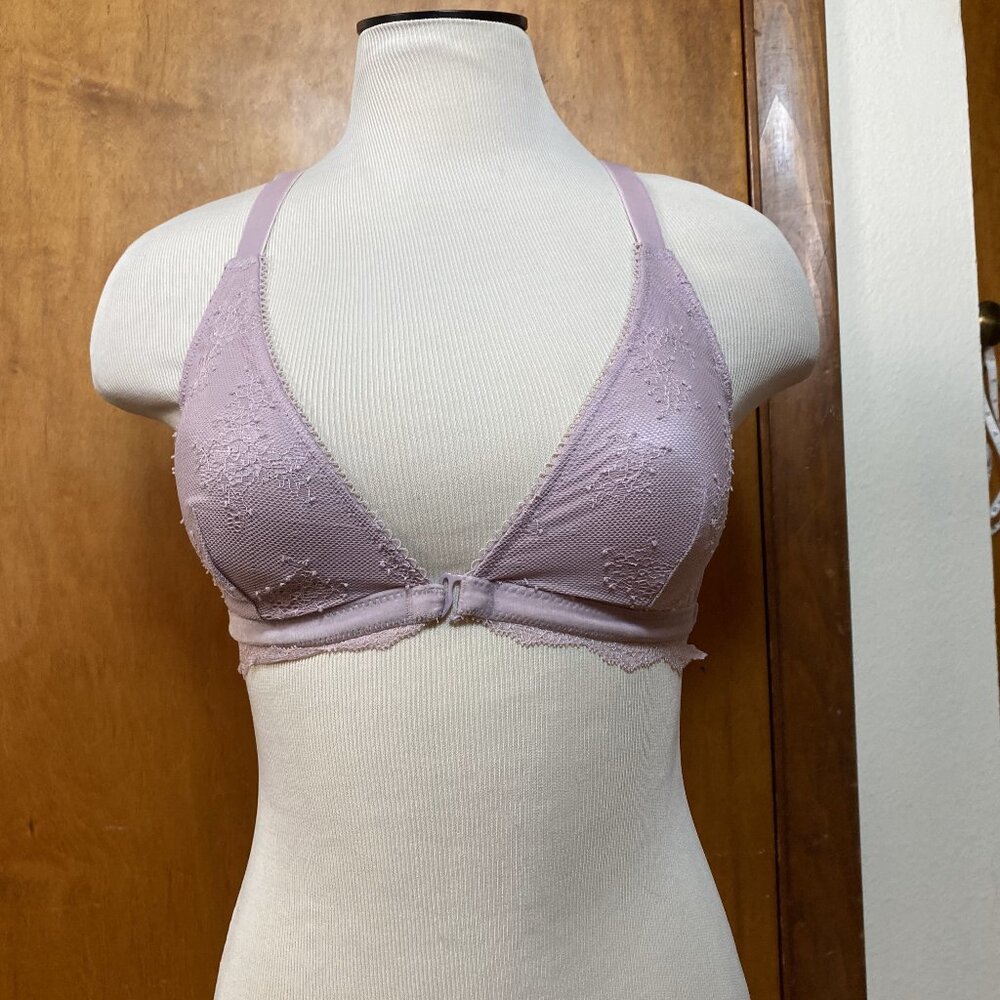 EUC sz M Victoria's Secret Front Closure Triangle Bralette Light Purple Pink